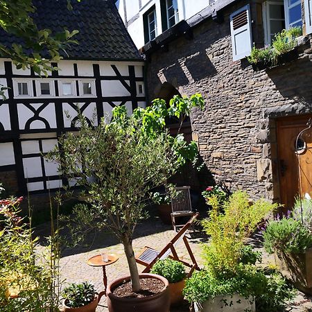 Fuenf Giebel Eck In Der Freiheit Am Ruhrtalradweg Hotel Wetter  Bagian luar foto