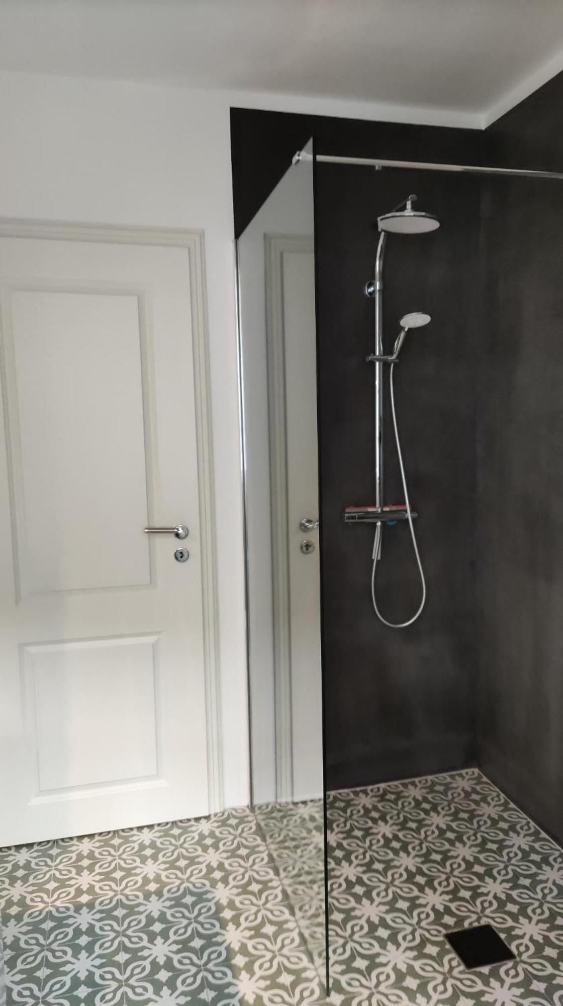 Fuenf Giebel Eck In Der Freiheit Am Ruhrtalradweg Hotel Wetter  Ruang foto