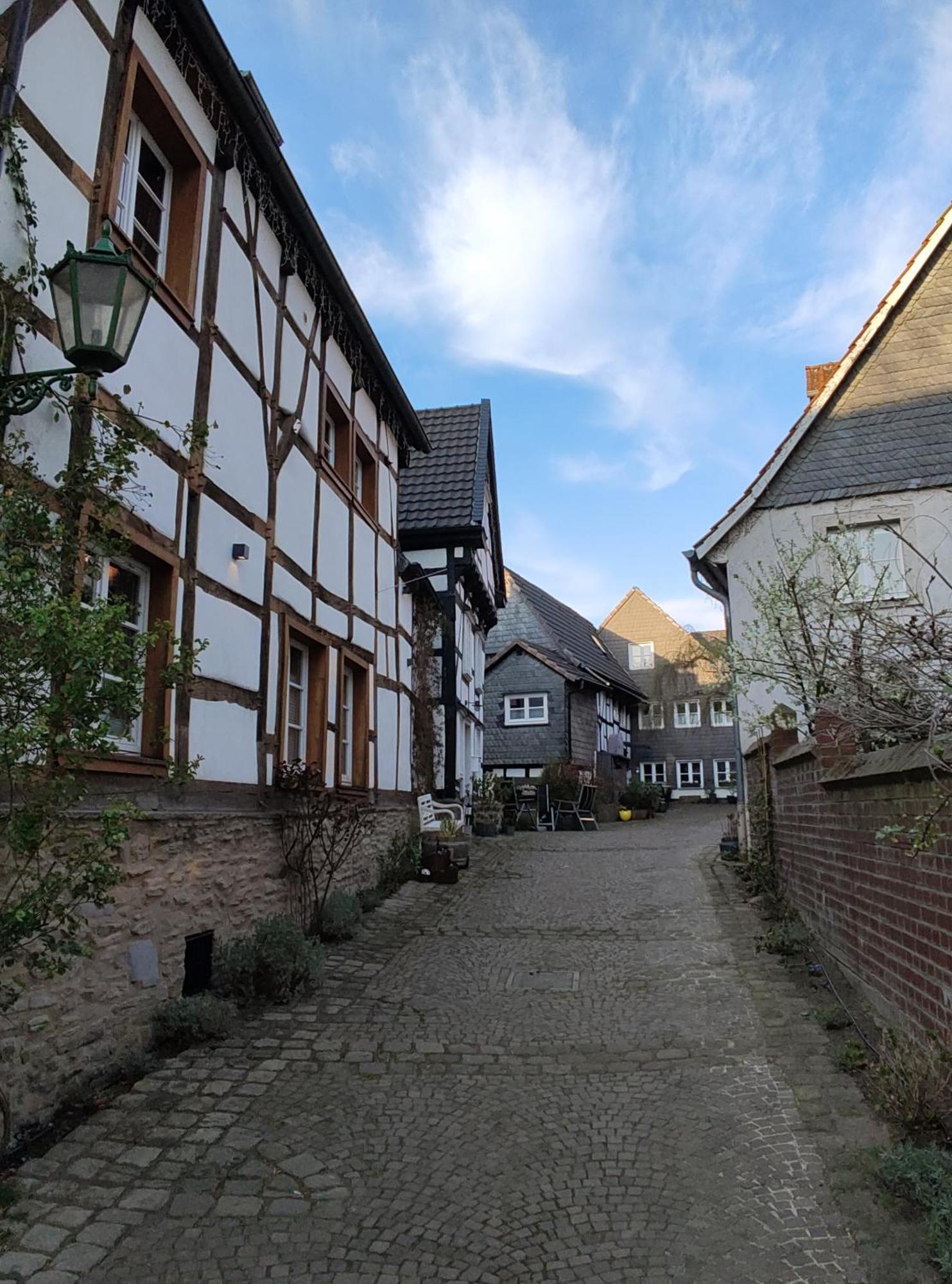 Fuenf Giebel Eck In Der Freiheit Am Ruhrtalradweg Hotel Wetter  Bagian luar foto