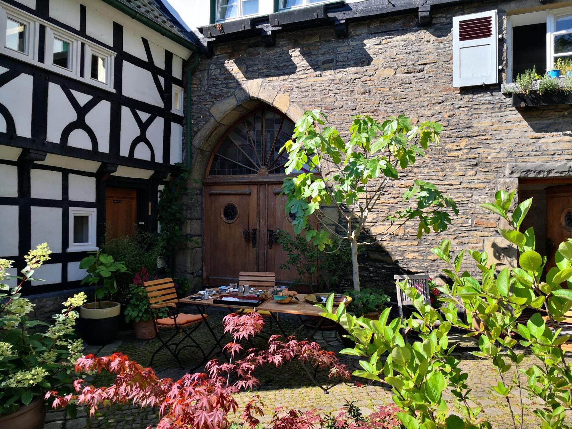 Fuenf Giebel Eck In Der Freiheit Am Ruhrtalradweg Hotel Wetter  Bagian luar foto