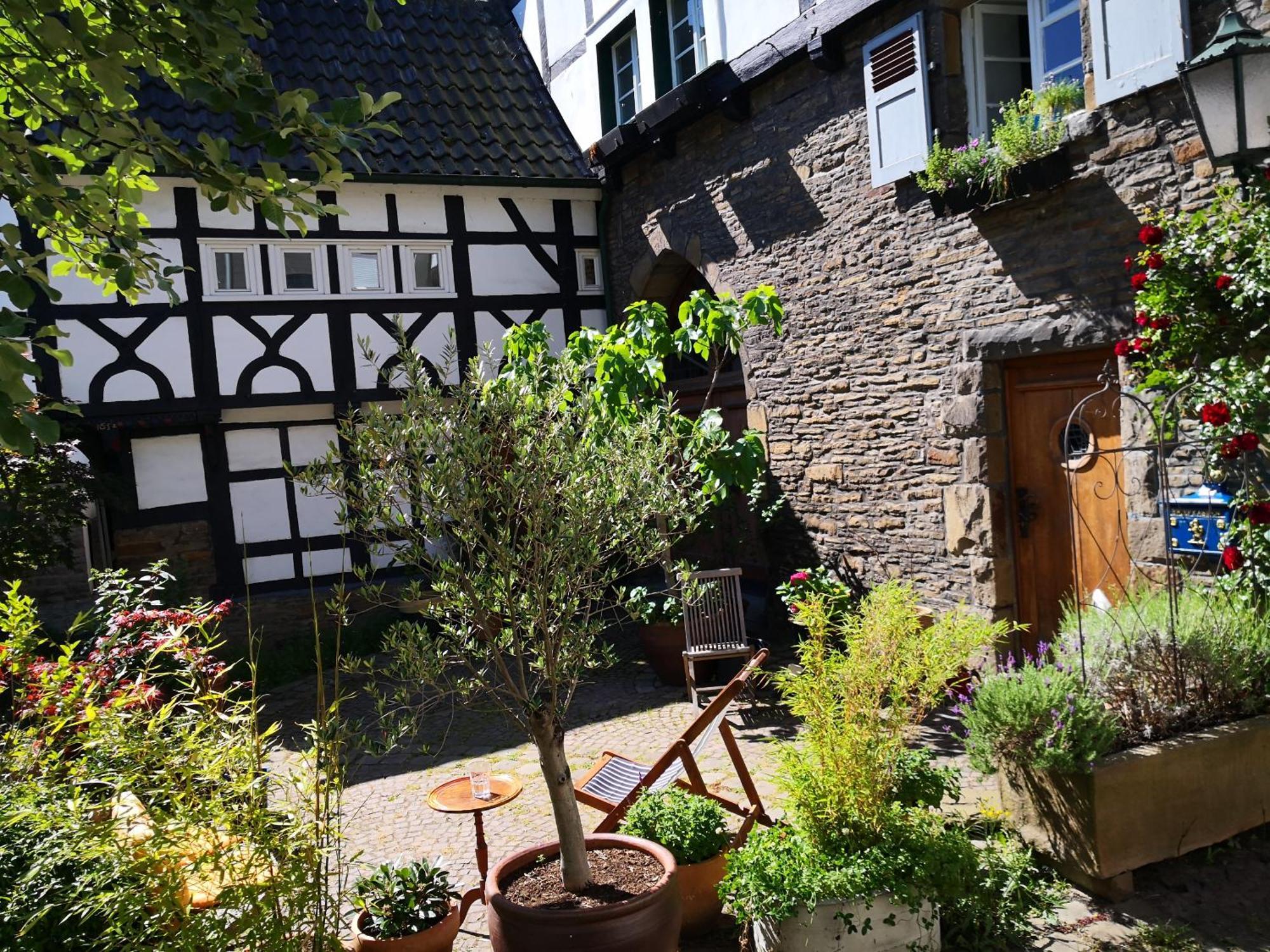 Fuenf Giebel Eck In Der Freiheit Am Ruhrtalradweg Hotel Wetter  Bagian luar foto